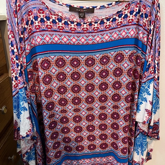Ladies Size Medium Top - Picture 1 of 1